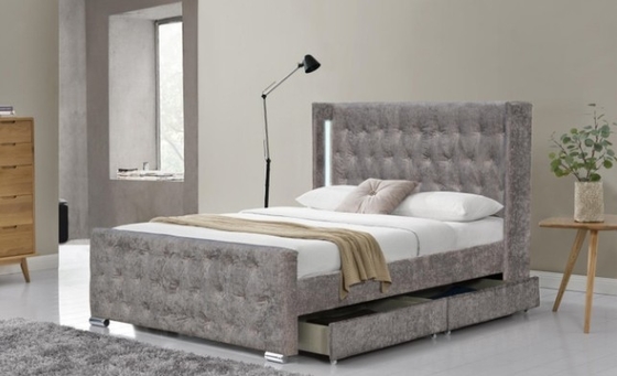 Tufted Storage  Velevt Bed  With LED Light And Diamand Buttons